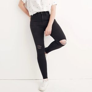 Madewell 9” Mid-Rise Distressed Skinny Jean